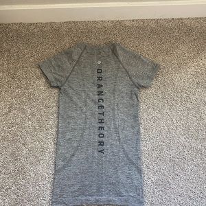 ORANGETHEORY LULULEMON SWIFTLY TECH SIZE 2